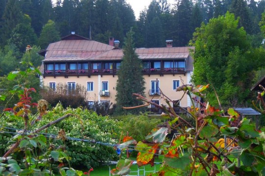 L’albergo e il suo giardino