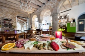 Palermo. Osteria Ballarò