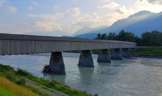 Vaduz, l'antico ponte sul Reno