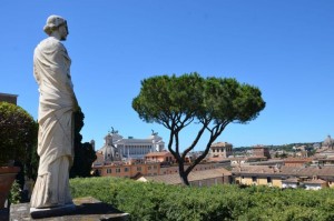 Panorama su Roma  dai Giardini di Palazzo Colonna