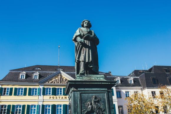 La statua di Beethoven a Bonn