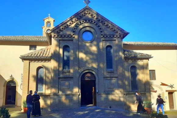 Bellegra,  il convento di San Francesco e le grotte dell’Arco