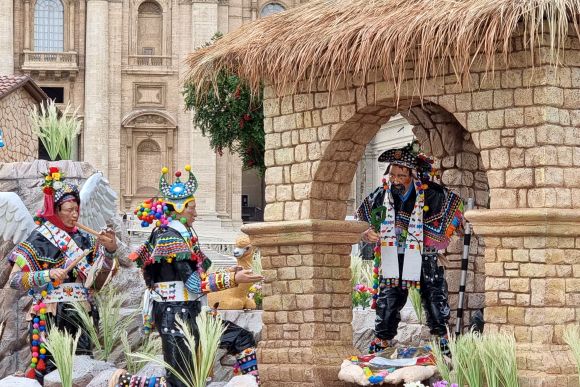 Roma, Piazza San Pietro, presepio peruviano 2021, foto TiDPress