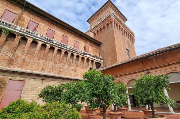 Castello Estense, foto Paolo Gianfelici