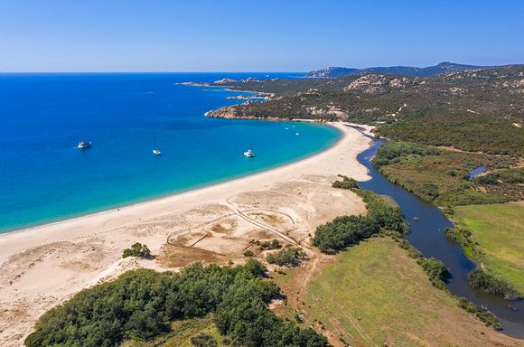 Corsica: Domaine de Murtoli, il lusso che rispetta la natura